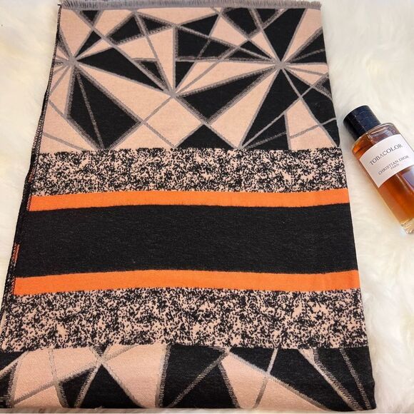 Double-Sided Large Vegan Cashmere Shawl / Scarf / Wrap - Picture 4 of 16